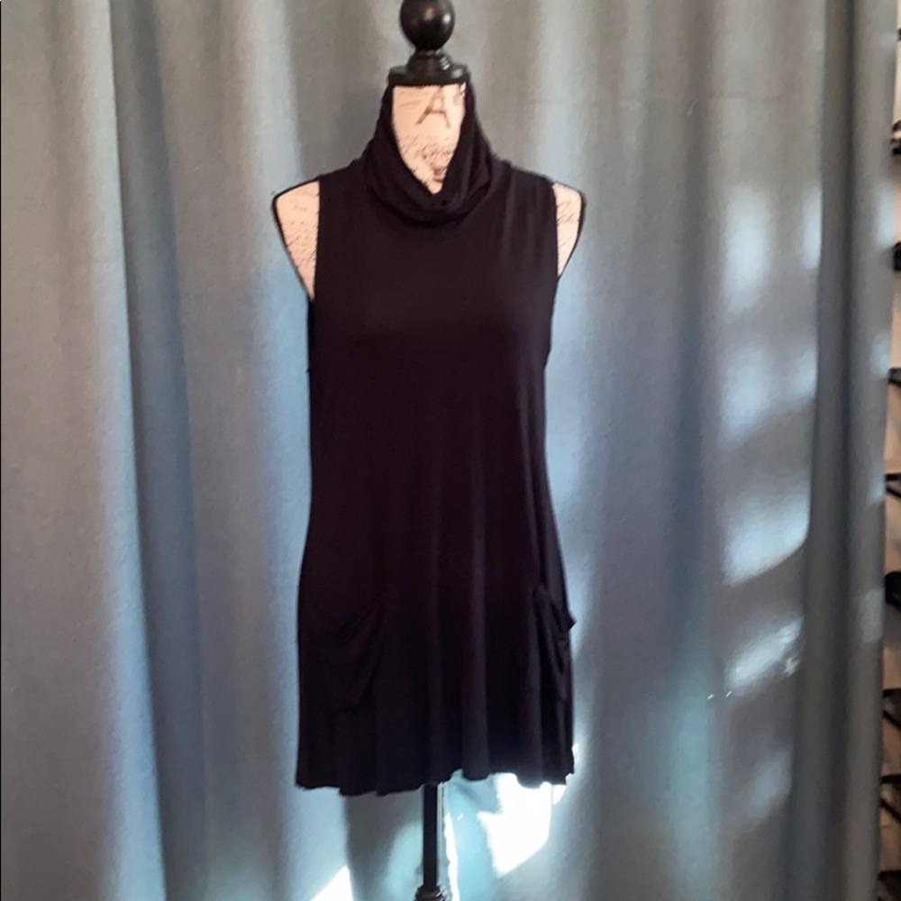 Sleeveless mock neck tunic